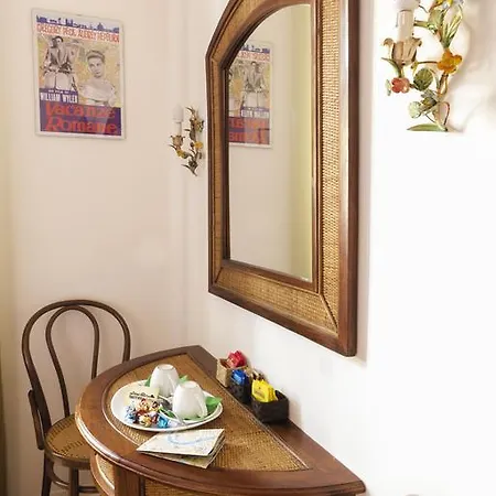 Trastever Bed & Breakfast 4*